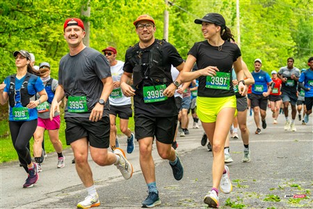 2025 Marathon Sun Life - Longueil - Shiny Happy People Running !!