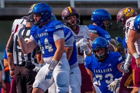 RSEQ 2025 - Football Universitaire - Carabins de Montréal (41) vs (14) Stingers de Concordia - Match