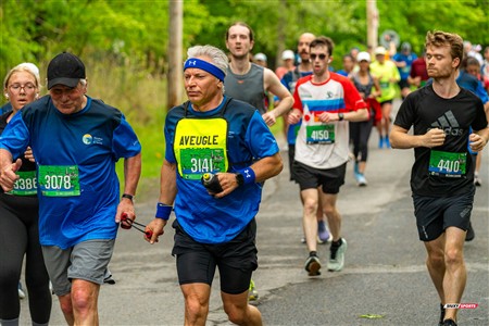 2025 Marathon Sun Life - Longueil - Shiny Happy People Running !!