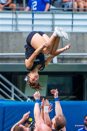 RSEQ 2025 - Football Universitaire - Carabins vs Stingers - Ambiance & Cheerleading