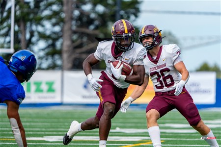 RSEQ 2025 - Football Universitaire - Carabins de Montréal (41) vs (14) Stingers de Concordia - Match