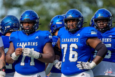 RSEQ 2025 - Football Universitaire - Carabins de Montréal (41) vs (14) Stingers de Concordia - Match