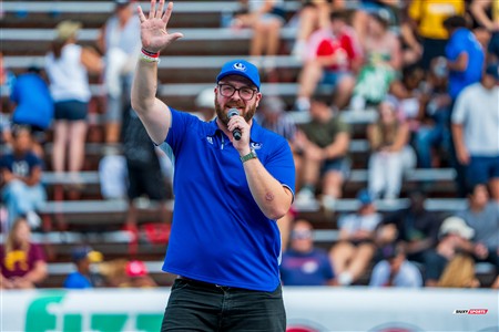 RSEQ 2025 - Football Universitaire - Carabins vs Stingers - Ambiance & Cheerleading