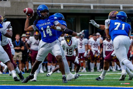 RSEQ 2025 - Football Universitaire - Carabins de Montréal (41) vs (14) Stingers de Concordia - Match