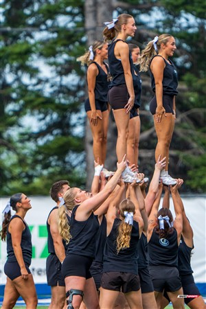 RSEQ 2025 - Football Universitaire - Carabins vs Stingers - Ambiance & Cheerleading