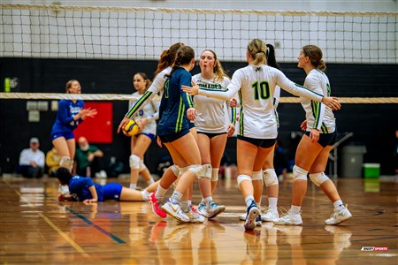 RSEQ 2025 - Volleyball F D2 - Championnat de Conférence - Dawson (0) vs (2) Montmorency