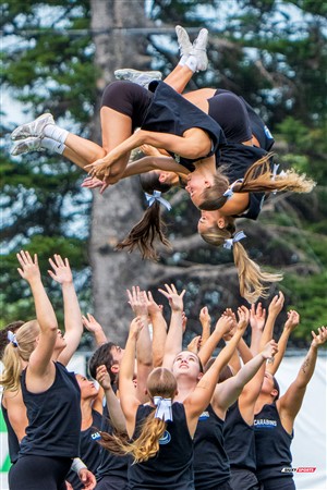 RSEQ 2025 - Football Universitaire - Carabins vs Stingers - Ambiance & Cheerleading