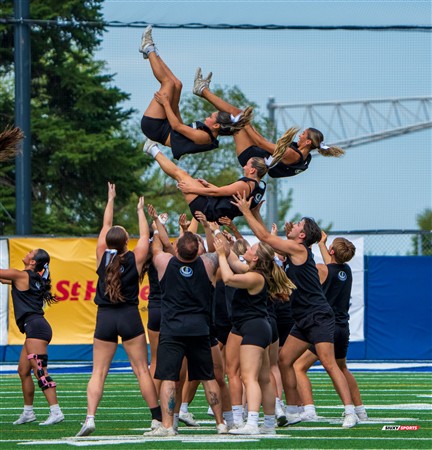 RSEQ 2025 - Football Universitaire - Carabins vs Stingers - Ambiance & Cheerleading