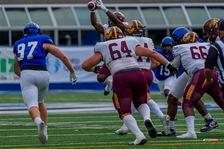 RSEQ 2025 - Football Universitaire - Carabins de Montréal (41) vs (14) Stingers de Concordia - Match