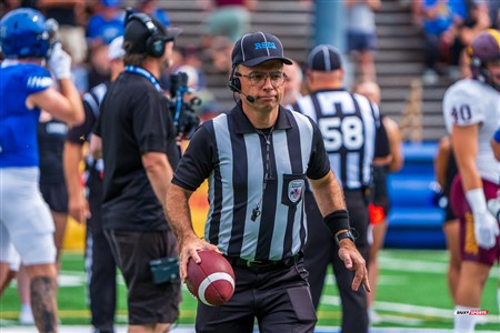 RSEQ 2025 - Football Universitaire - Carabins vs Stingers - Ambiance & Cheerleading