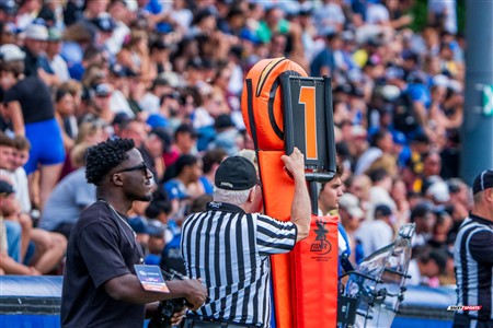 RSEQ 2025 - Football Universitaire - Carabins vs Stingers - Ambiance & Cheerleading