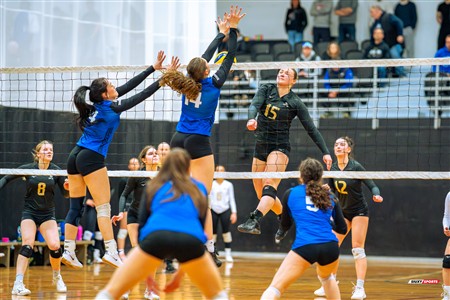 RSEQ 2025 - Volleyball F D2 - Championnat de Conférence - Valleyfield (2) vs (0) Ch. St-Lambert