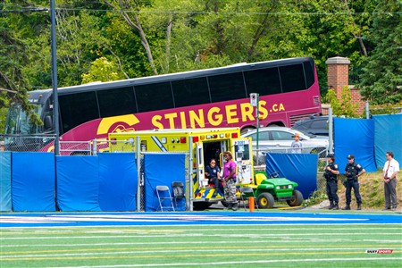 RSEQ 2025 - Football Universitaire - Carabins vs Stingers - Ambiance & Cheerleading