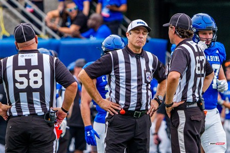 RSEQ 2025 - Football Universitaire - Carabins de Montréal (41) vs (14) Stingers de Concordia - Match
