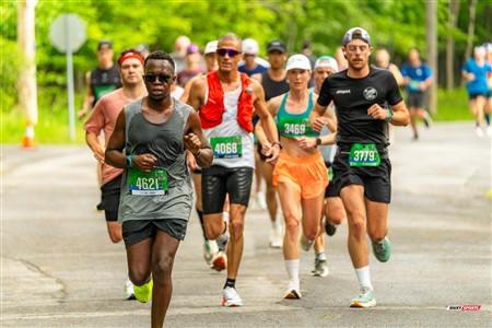 2025 Marathon Sun Life - Longueil - Shiny Happy People Running !!