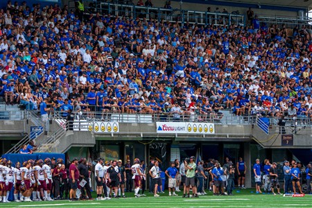 RSEQ 2025 - Football Universitaire - Carabins vs Stingers - Ambiance & Cheerleading
