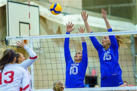 RSEQ 2025 - Volleyball F - 1/2 finale 1 - U de Montréal (1) vs (3) McGill
