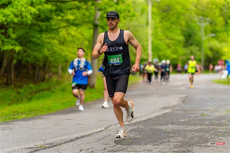 2025 Marathon Sun Life - Longueil - Shiny Happy People Running !!