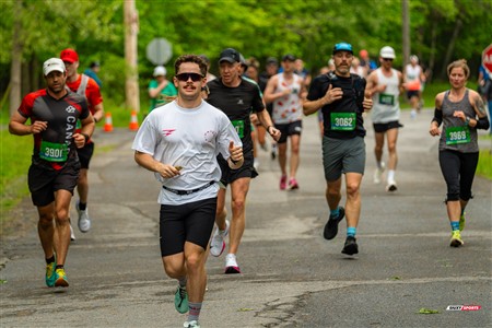 2025 Marathon Sun Life - Longueil - Shiny Happy People Running !!