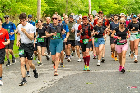 2025 Marathon Sun Life - Longueil - Shiny Happy People Running !!