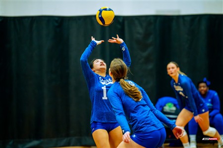 RSEQ 2025 - Volleyball F D2 - Championnat de Conférence - Dawson (0) vs (2) Montmorency