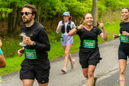 2025 Marathon Sun Life - Longueil - Shiny Happy People Running !!