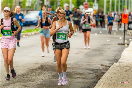 2025 Marathon Sun Life - Longueil - Shiny Happy People Running !!