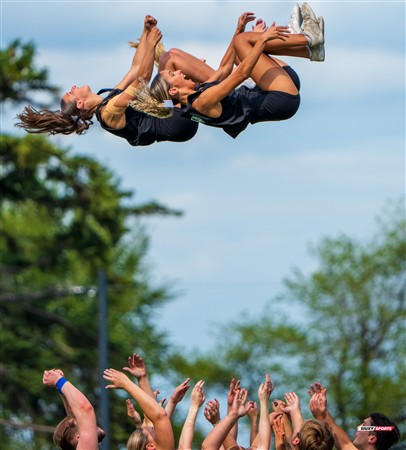 RSEQ 2025 - Football Universitaire - Carabins vs Stingers - Ambiance & Cheerleading
