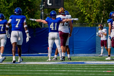RSEQ 2025 - Football Universitaire - Carabins de Montréal (41) vs (14) Stingers de Concordia - Match