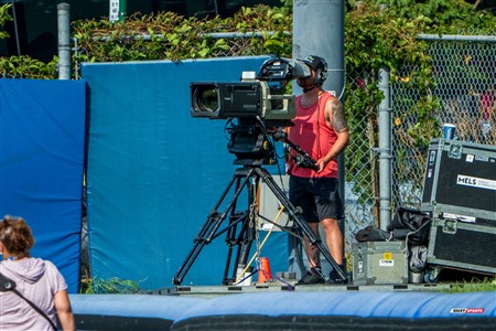 RSEQ 2025 - Football Universitaire - Carabins vs Stingers - Ambiance & Cheerleading