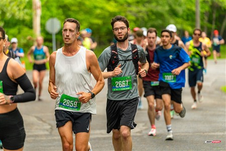 2025 Marathon Sun Life - Longueil - Shiny Happy People Running !!