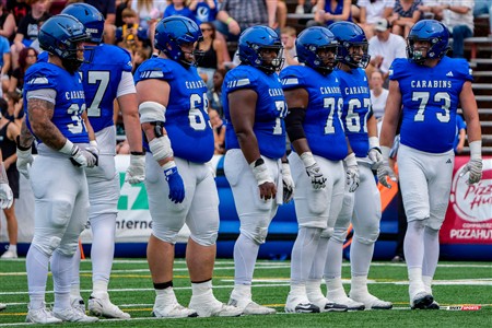 RSEQ 2025 - Football Universitaire - Carabins de Montréal (41) vs (14) Stingers de Concordia - Match