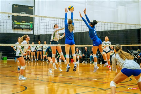RSEQ 2025 - Volleyball F D2 - Championnat de Conférence - Dawson (0) vs (2) Montmorency
