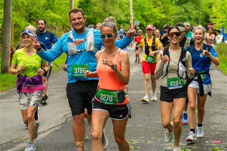 2025 Marathon Sun Life - Longueil - Shiny Happy People Running !!