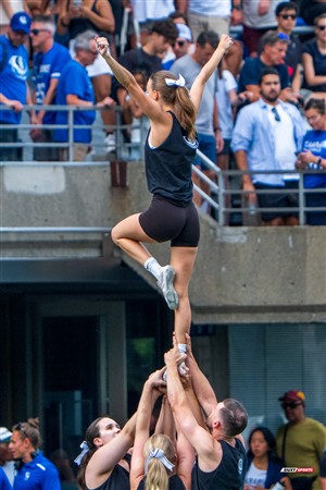 RSEQ 2025 - Football Universitaire - Carabins vs Stingers - Ambiance & Cheerleading