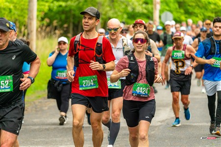 2025 Marathon Sun Life - Longueil - Shiny Happy People Running !!
