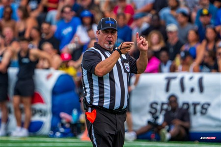 RSEQ 2025 - Football Universitaire - Carabins vs Stingers - Ambiance & Cheerleading