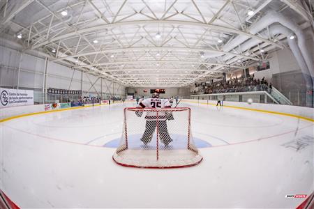RSEQ 2025 - Hockey M D2 - Piranhas ETS vs Torrents Université du Québec en Outaouais - Match