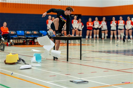 Représentation théâtrale d'avant match - Volleyball
