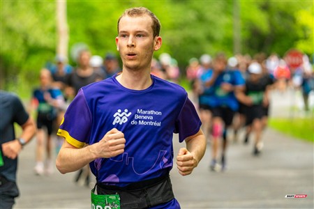 2025 Marathon Sun Life - Longueil - Shiny Happy People Running !!