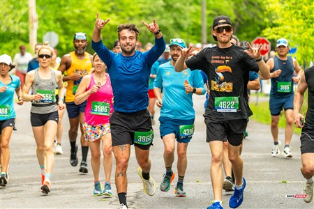 2025 Marathon Sun Life - Longueil - Shiny Happy People Running !!