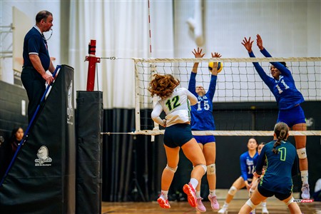 RSEQ 2025 - Volleyball F D2 - Championnat de Conférence - Dawson (0) vs (2) Montmorency