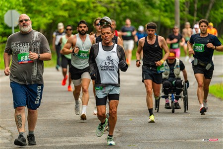 2025 Marathon Sun Life - Longueil - Shiny Happy People Running !!