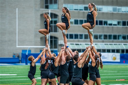 RSEQ 2025 - Football Universitaire - Carabins vs Stingers - Ambiance & Cheerleading