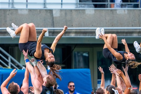 RSEQ 2025 - Football Universitaire - Carabins vs Stingers - Ambiance & Cheerleading