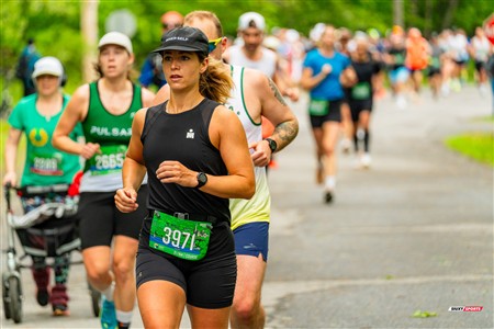 2025 Marathon Sun Life - Longueil - Shiny Happy People Running !!