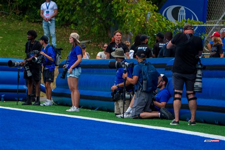RSEQ 2025 - Football Universitaire - Carabins vs Stingers - Ambiance & Cheerleading