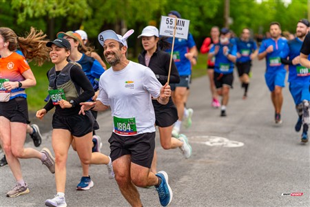 2025 Marathon Sun Life - Longueil - Shiny Happy People Running !!