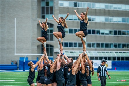 RSEQ 2025 - Football Universitaire - Carabins vs Stingers - Ambiance & Cheerleading