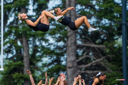 RSEQ 2025 - Football Universitaire - Carabins vs Stingers - Ambiance & Cheerleading